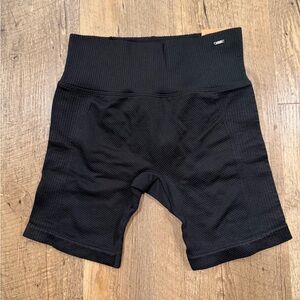 NWT Victoria’s Secret Pink Active Black High-Waisted Ribbed Biker Shorts XS